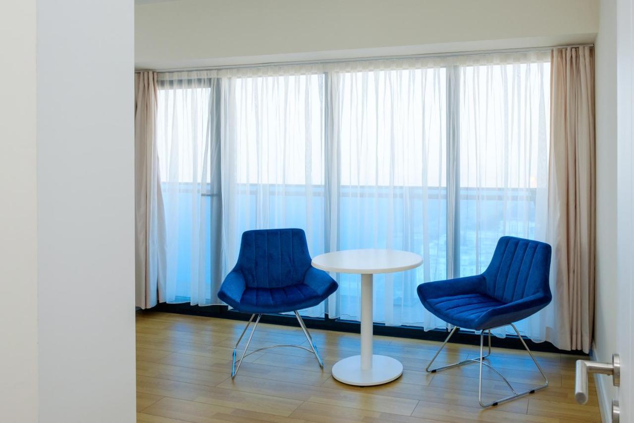 Manco Apartments Батумі Екстер'єр фото