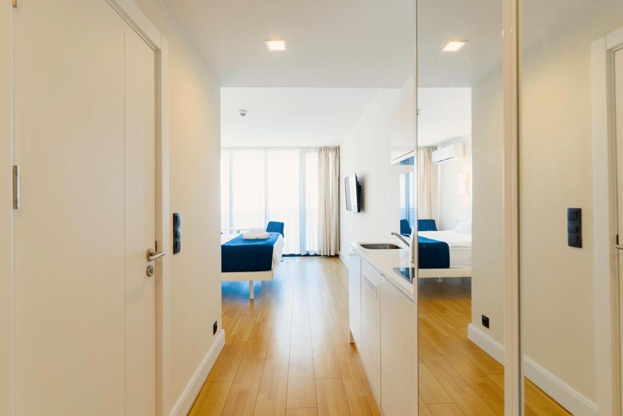 Manco Apartments Батумі Екстер'єр фото