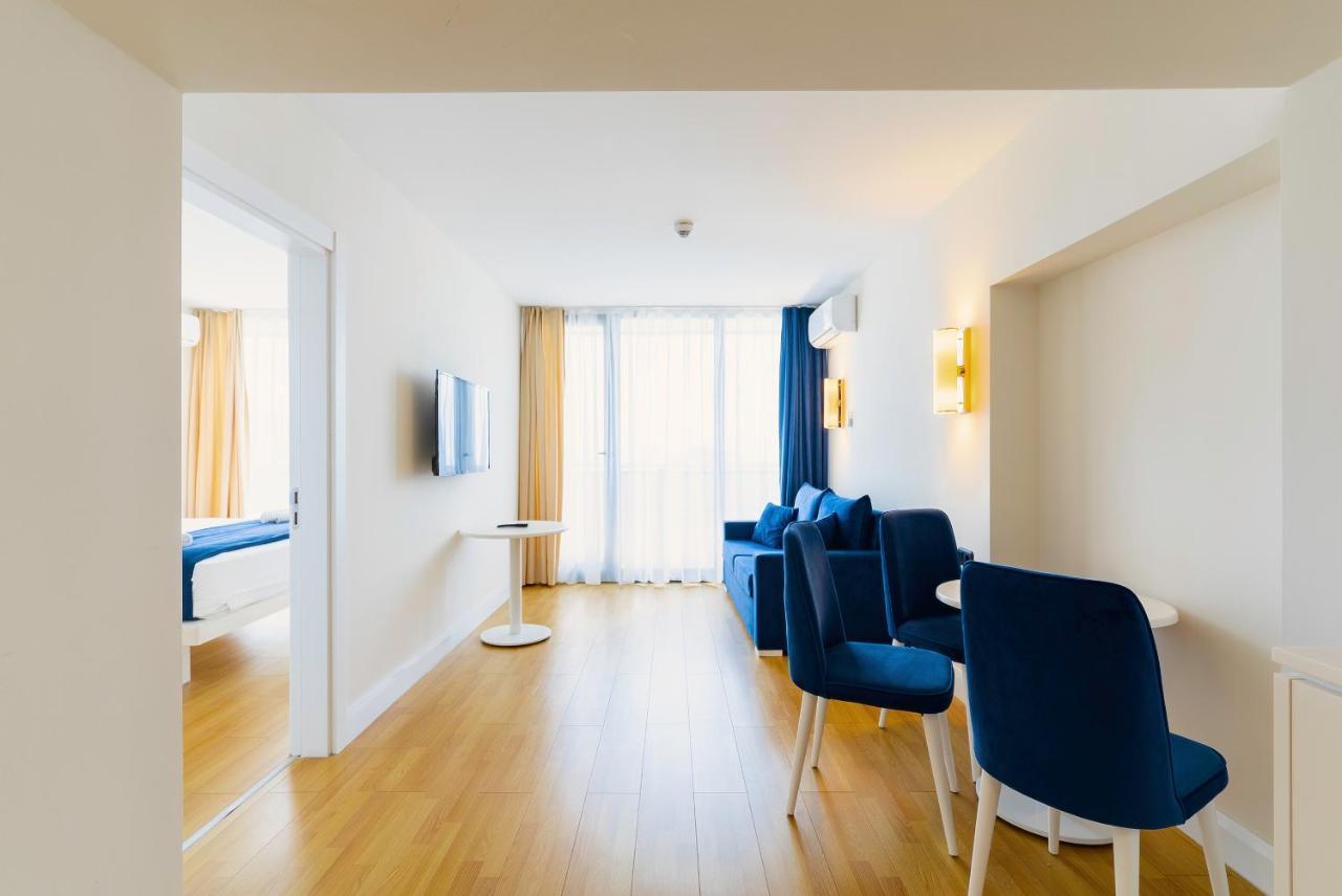 Manco Apartments Батумі Екстер'єр фото